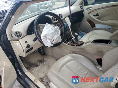 Zdjęcie 8 z 14 samochodu: 2006 MERCEDES-BENZ CLK 350 VIN:WDBTJ56H36F192927 - miniatura