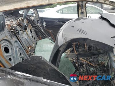 Zdjęcie 10 z 11 samochodu: 2024 TESLA MODEL 3 VIN:5YJ3E1EB1RF738323 - miniatura