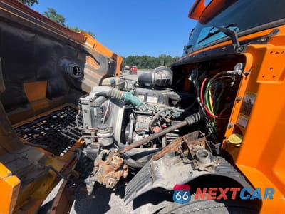 Zdjęcie 11 z 11 samochodu: 2007 VOLVO VN VNM VIN:4V4MC9GF87N449645 - miniatura