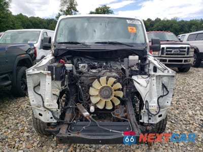 Piąte zdjęcie samochodu w środku: 2019 NISSAN NV 1500 S VIN:1N6BF0KM8KN805156 - miniatura