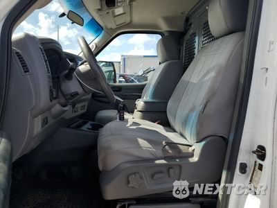 Zdjęcie 7 z 13 samochodu: 2018 NISSAN NV 2500 S VIN:1N6AF0KYXJN817483 - miniatura