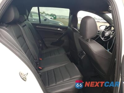 Zdjęcie 10 z 12 samochodu: 2017 VOLKSWAGEN GOLF R VIN:WVWVF7AU4HW185273 - miniatura