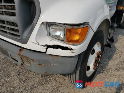 Zdjęcie 9 z 10 samochodu: 2003 FORD F650 SUPER DUTY VIN:3FDWF65243MB01612 - miniatura
