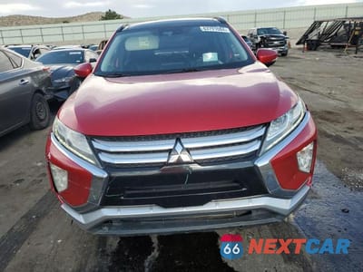 Piąte zdjęcie samochodu w środku: 2018 MITSUBISHI ECLIPSE CROSS SE VIN:JA4AT5AA5JZ041389 - miniatura