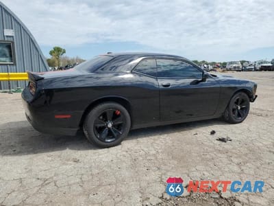 Trzecie zdjęcie samochodu z tyłu: 2020 DODGE CHALLENGER SXT VIN:2C3CDZAG9LH105304 - miniatura