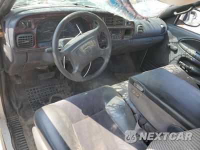 Zdjęcie 8 z 12 samochodu: 2001 DODGE RAM 2500 VIN:3B7KF23671G234040 - miniatura
