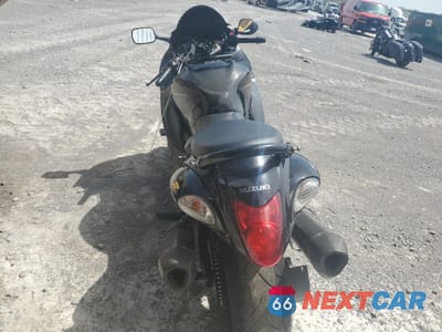 Czwarte zdjęcie samochodu z boku: 2015 SUZUKI GSX1300 RA VIN:JS1GX72B7F2101044 - miniatura