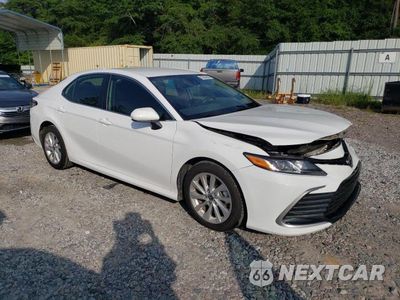 Czwarte zdjęcie samochodu z boku: 2023 TOYOTA CAMRY LE VIN:4T1C11AK6PU786286 - miniatura