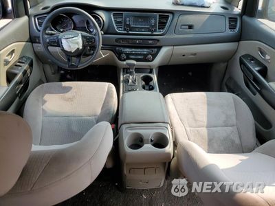 Zdjęcie 8 z 13 samochodu: 2018 KIA SEDONA LX VIN:KNDMB5C11J6387802 - miniatura