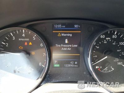 Zdjęcie 9 z 13 samochodu: 2018 NISSAN ROGUE S VIN:5N1AT2MTXJC791693 - miniatura