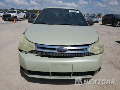 Piąte zdjęcie samochodu w środku: 2010 FORD FOCUS SE VIN:1FAHP3FNXAW117852 - miniatura