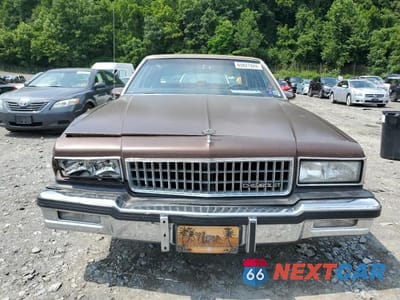 Piąte zdjęcie samochodu w środku: 1988 CHEVROLET CAPRICE CLASSIC BROUGHAM VIN:1G1BU51H9JR110095 - miniatura