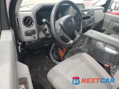 Zdjęcie 8 z 12 samochodu: 2022 FORD ECONOLINE E450 SUPER DUTY CUTAWAY VAN VIN:1FDWE4FK9NDC00463 - miniatura