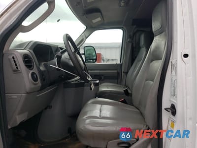 Zdjęcie 7 z 13 samochodu: 2014 FORD ECONOLINE E350 SUPER DUTY VAN VIN:1FTSS3ELXEDA04774 - miniatura
