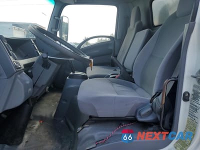 Zdjęcie 7 z 13 samochodu: 2017 ISUZU NPR HD VIN:54DC4W1C2HS804289 - miniatura