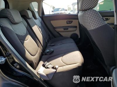 Zdjęcie 11 z 12 samochodu: 2010 KIA SOUL + VIN:KNDJT2A20A7183058 - miniatura