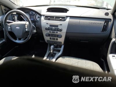 Zdjęcie 8 z 13 samochodu: 2010 FORD FOCUS SE VIN:1FAHP3FNXAW117852 - miniatura