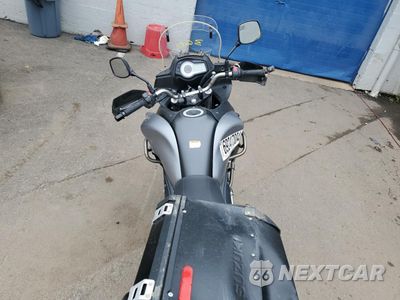 Zdjęcie 6 z 10 samochodu: 2015 SUZUKI DL650 A VIN:JS1VP56A0F2102906 - miniatura