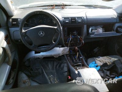 Zdjęcie 8 z 13 samochodu: 2001 MERCEDES-BENZ ML 320 VIN:4JGAB54E21A257959 - miniatura