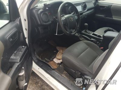 Zdjęcie 8 z 13 samochodu: 2016 TOYOTA TACOMA ACCESS CAB VIN:5TFRX5GN0GX059536 - miniatura