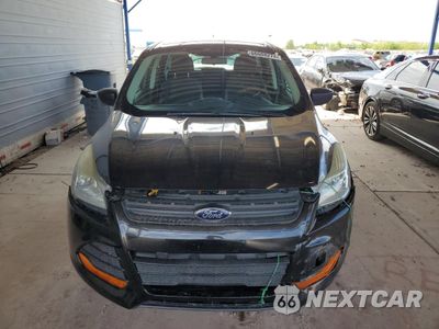Piąte zdjęcie samochodu w środku: 2014 FORD ESCAPE S VIN:1FMCU0F77EUD14147 - miniatura