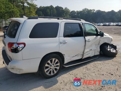 Trzecie zdjęcie samochodu z tyłu: 2010 TOYOTA SEQUOIA LIMITED VIN:5TDJW5G15AS038143 - miniatura