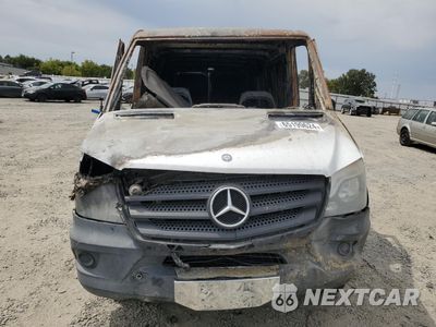 Piąte zdjęcie samochodu w środku: 2014 MERCEDES-BENZ SPRINTER 2500 VIN:WD3PE7CC6E5866286 - miniatura