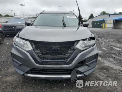 Piąte zdjęcie samochodu w środku: 2018 NISSAN ROGUE VIN:5N1AT2MV9JC705159 - miniatura
