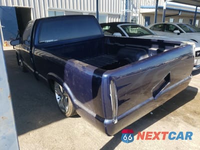 Drugie zdjęcie samochodu z przodu: 1999 CHEVROLET S TRUCK S10 VIN:1GCCS1442XK178792 - miniatura