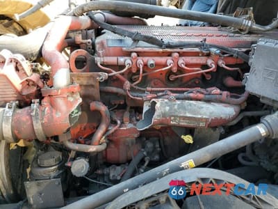 Zdjęcie 7 z 10 samochodu: 2013 VOLVO VN VNL VIN:4V4NC9TG2DN135987 - miniatura