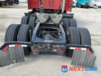 Zdjęcie 9 z 10 samochodu: 2020 VOLVO VN VNL VIN:4V4NC9EH6LN249043 - miniatura