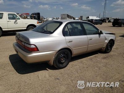 Trzecie zdjęcie samochodu z tyłu: 1997 TOYOTA COROLLA DX VIN:1NXBB02E4VZ522038 - miniatura