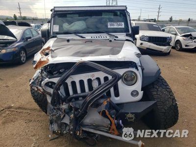Piąte zdjęcie samochodu w środku: 2016 JEEP WRANGLER UNLIMITED SPORT VIN:1C4BJWDG4GL104824 - miniatura