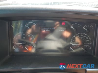 Zdjęcie 8 z 10 samochodu: 2024 VOLVO VN VNL VIN:4V4NC9EJ2RN635079 - miniatura