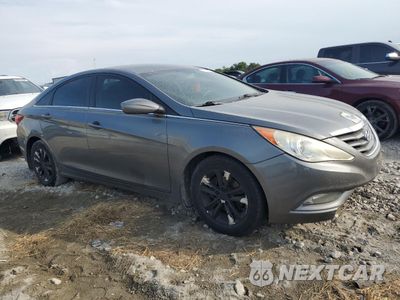 Czwarte zdjęcie samochodu z boku: 2013 HYUNDAI SONATA GLS VIN:5NPEB4AC0DH674738 - miniatura