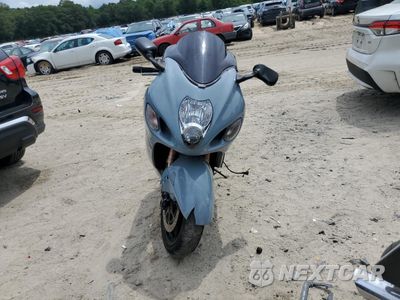 Drugie zdjęcie samochodu z przodu: 2005 SUZUKI GSX1300 RK5 VIN:JS1GW71A752108912 - miniatura
