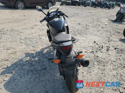 Czwarte zdjęcie samochodu z boku: 2015 HONDA CBR500 R VIN:MLHPC4464F5201162 - miniatura