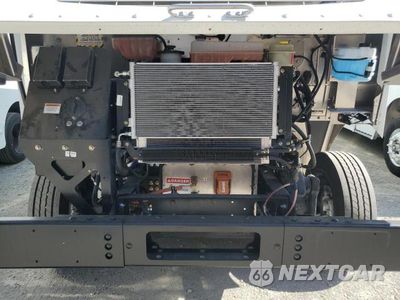 Zdjęcie 12 z 13 samochodu: 2022 XOS SV01 VIN:4T9TSAA69NC208196 - miniatura