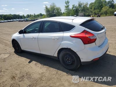 Drugie zdjęcie samochodu z przodu: 2012 FORD FOCUS TITANIUM VIN:1FAHP3N21CL198946 - miniatura