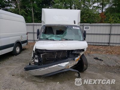 Piąte zdjęcie samochodu w środku: 2017 GMC SAVANA CUTAWAY G3500 VIN:1GD07RFG4H1196448 - miniatura