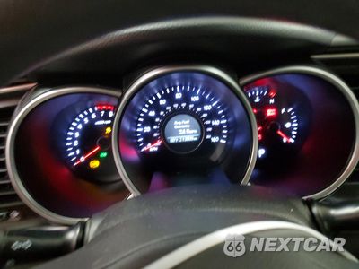 Zdjęcie 9 z 13 samochodu: 2015 KIA OPTIMA LX VIN:5XXGM4A76FG461913 - miniatura