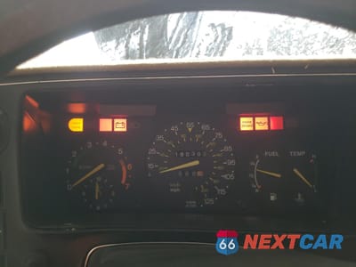 Zdjęcie 9 z 12 samochodu: 1986 SAAB 900 S VIN:YS3AC35D5G7005763 - miniatura