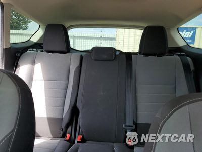 Zdjęcie 10 z 13 samochodu: 2019 FORD ESCAPE S VIN:1FMCU0F78KUB59426 - miniatura