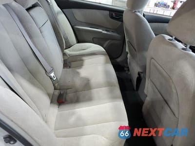 Zdjęcie 10 z 14 samochodu: 2008 KIA OPTIMA LX VIN:KNAGE123185250808 - miniatura