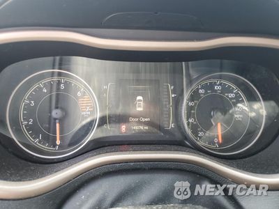 Zdjęcie 9 z 13 samochodu: 2017 JEEP CHEROKEE LATITUDE VIN:1C4PJLCB1HW623131 - miniatura