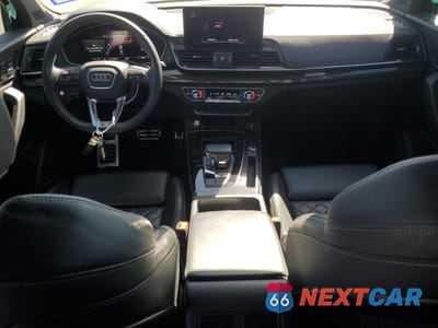 Zdjęcie 8 z 14 samochodu: 2021 AUDI SQ5 PRESTIGE VIN:WA1C4AFY0M2017650 - miniatura
