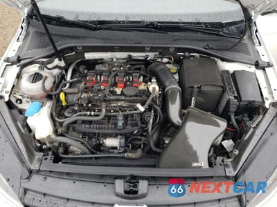 Zdjęcie 11 z 12 samochodu: 2017 VOLKSWAGEN GOLF R VIN:WVWVF7AU4HW185273 - miniatura