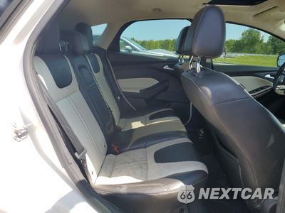 Zdjęcie 11 z 13 samochodu: 2012 FORD FOCUS TITANIUM VIN:1FAHP3N21CL198946 - miniatura