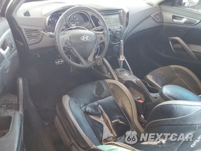Zdjęcie 8 z 12 samochodu: 2013 HYUNDAI VELOSTER TURBO VIN:KMHTC6AE2DU112990 - miniatura