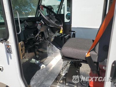 Zdjęcie 7 z 13 samochodu: 2022 XOS SV01 VIN:4T9TSAA69NC208196 - miniatura